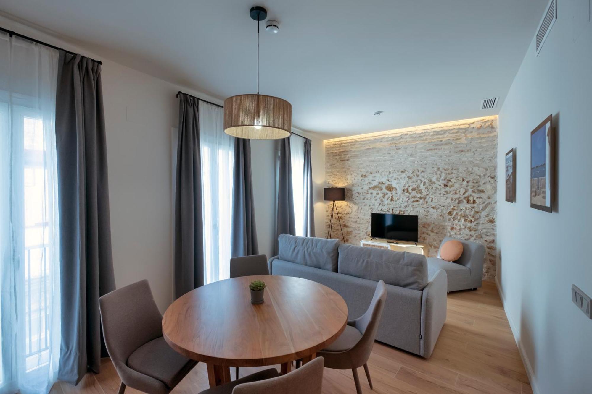 Villar Suites By Cadiz4Rentals Экстерьер фото