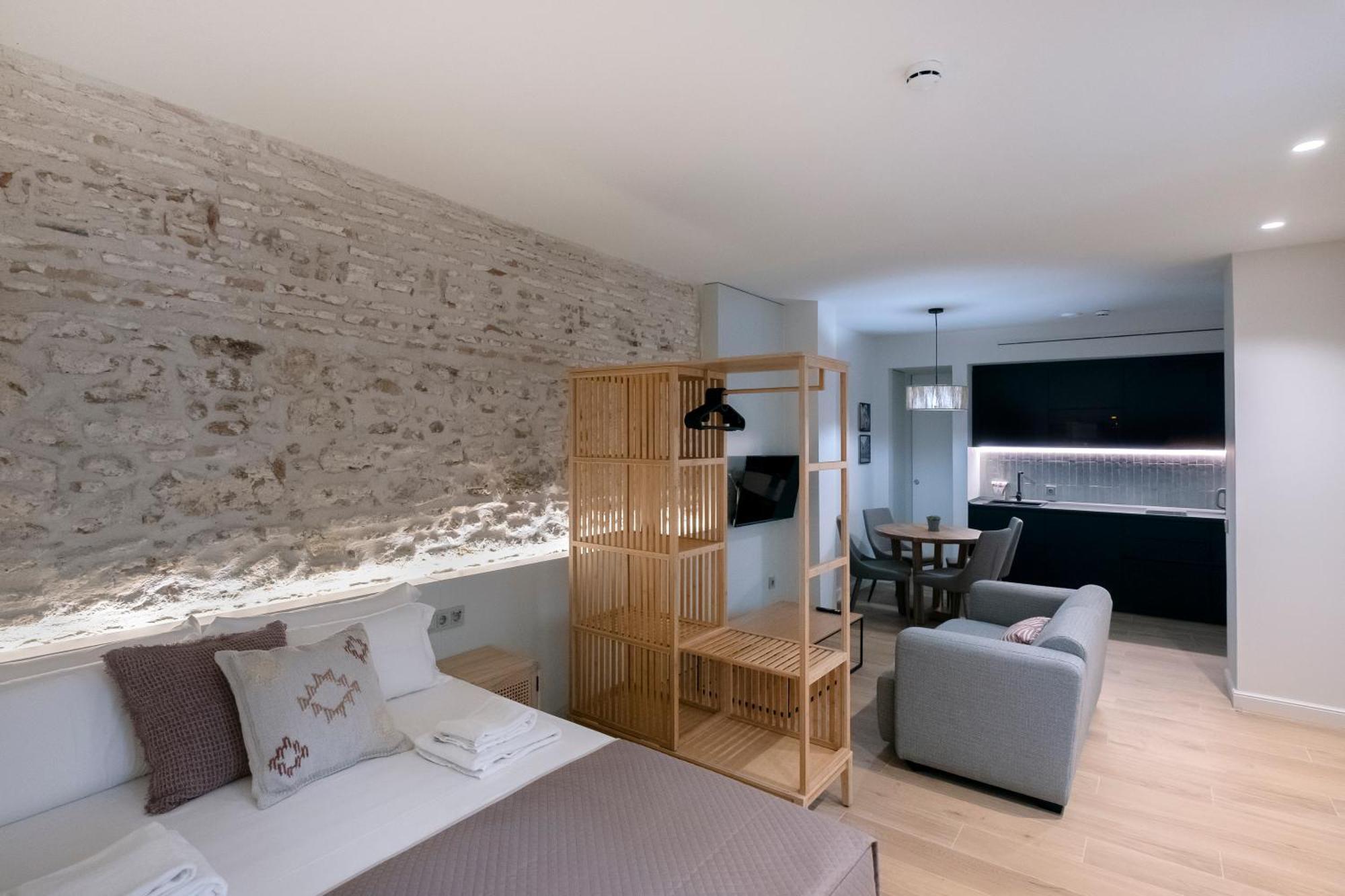 Villar Suites By Cadiz4Rentals Экстерьер фото