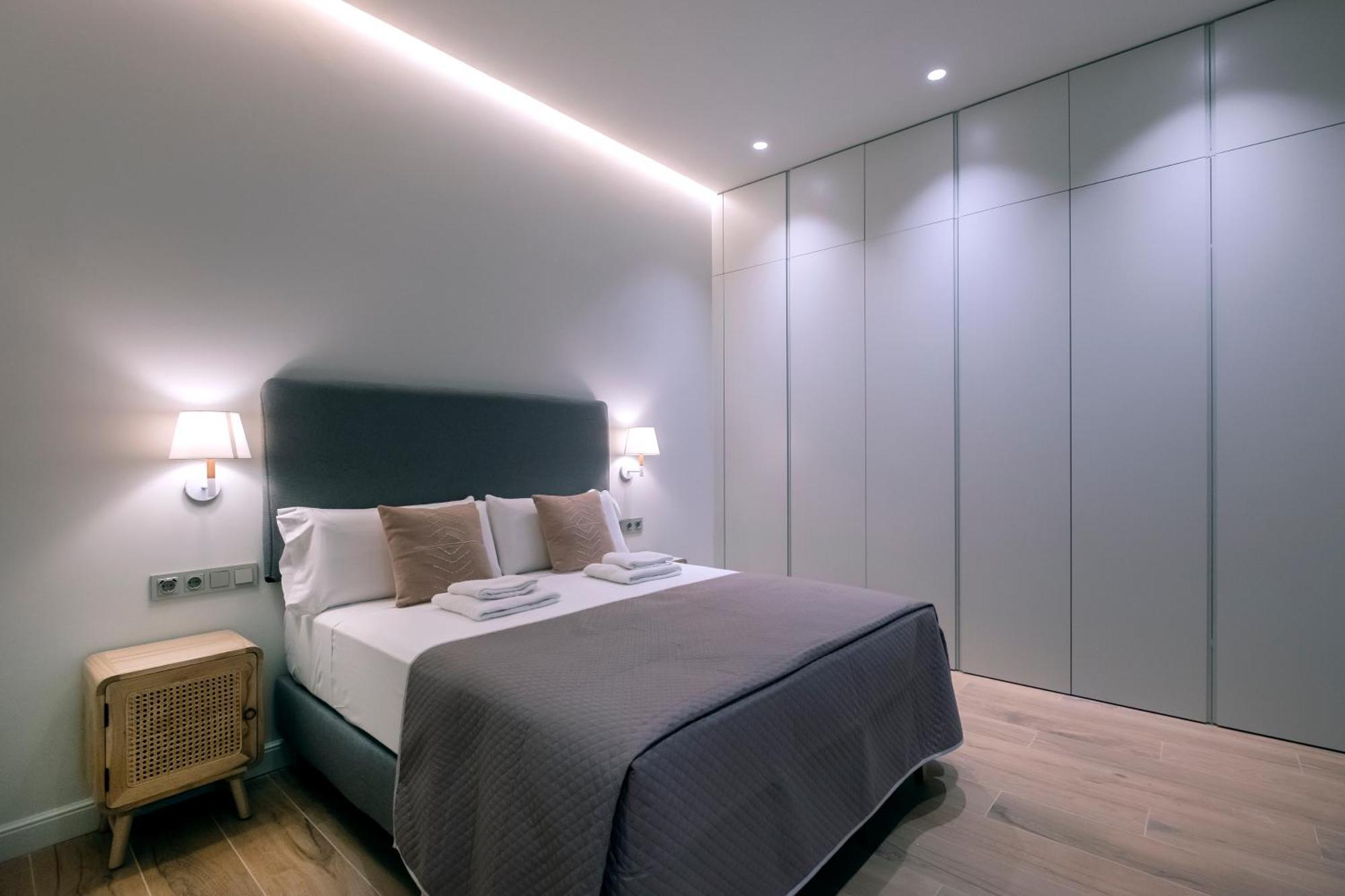 Villar Suites By Cadiz4Rentals Экстерьер фото