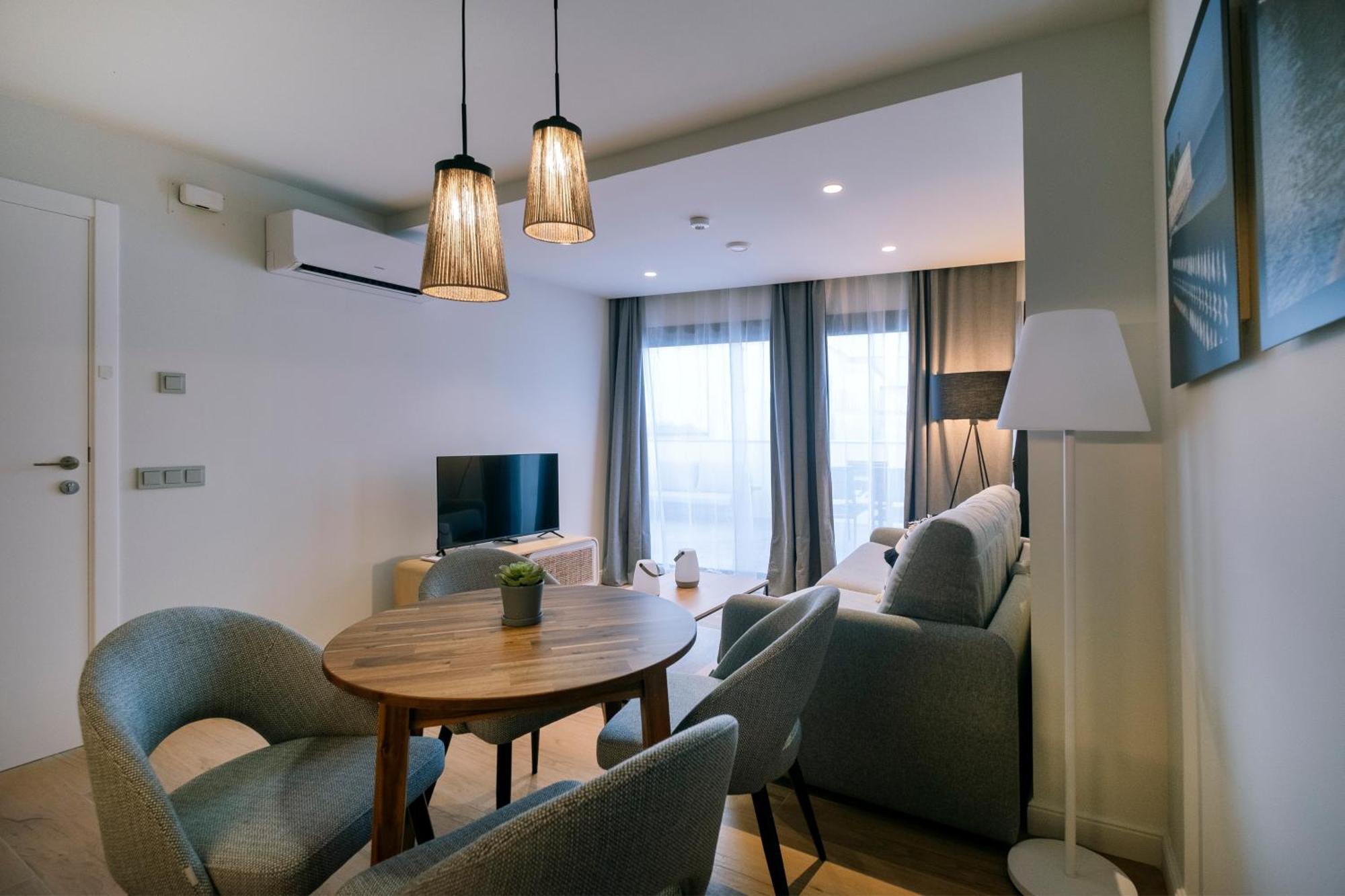 Villar Suites By Cadiz4Rentals Номер фото